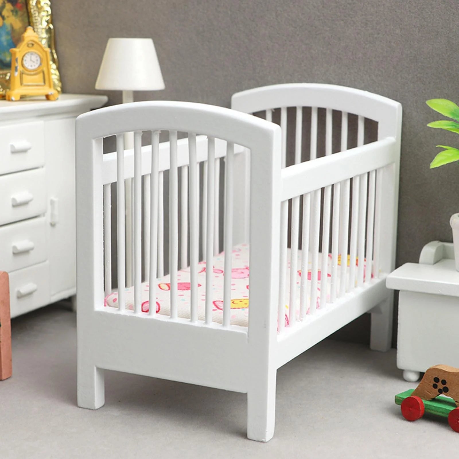 1/12 Scale Wooden Crib Furniture Set Y9983