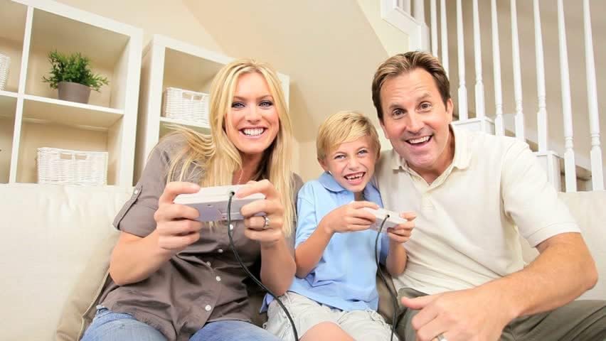 TV Retro Game Console with 2 Wired Controllers U861380