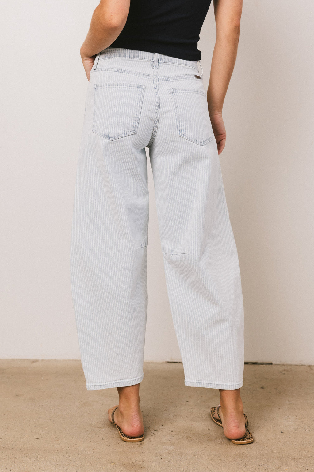 Striped Barrel Jeans C449