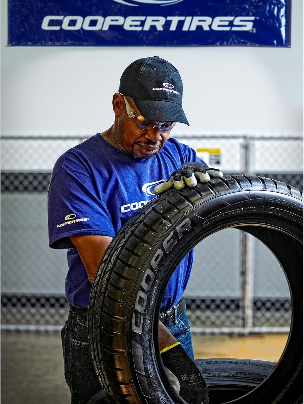 225/50R17 94V All-Season Tire B278413