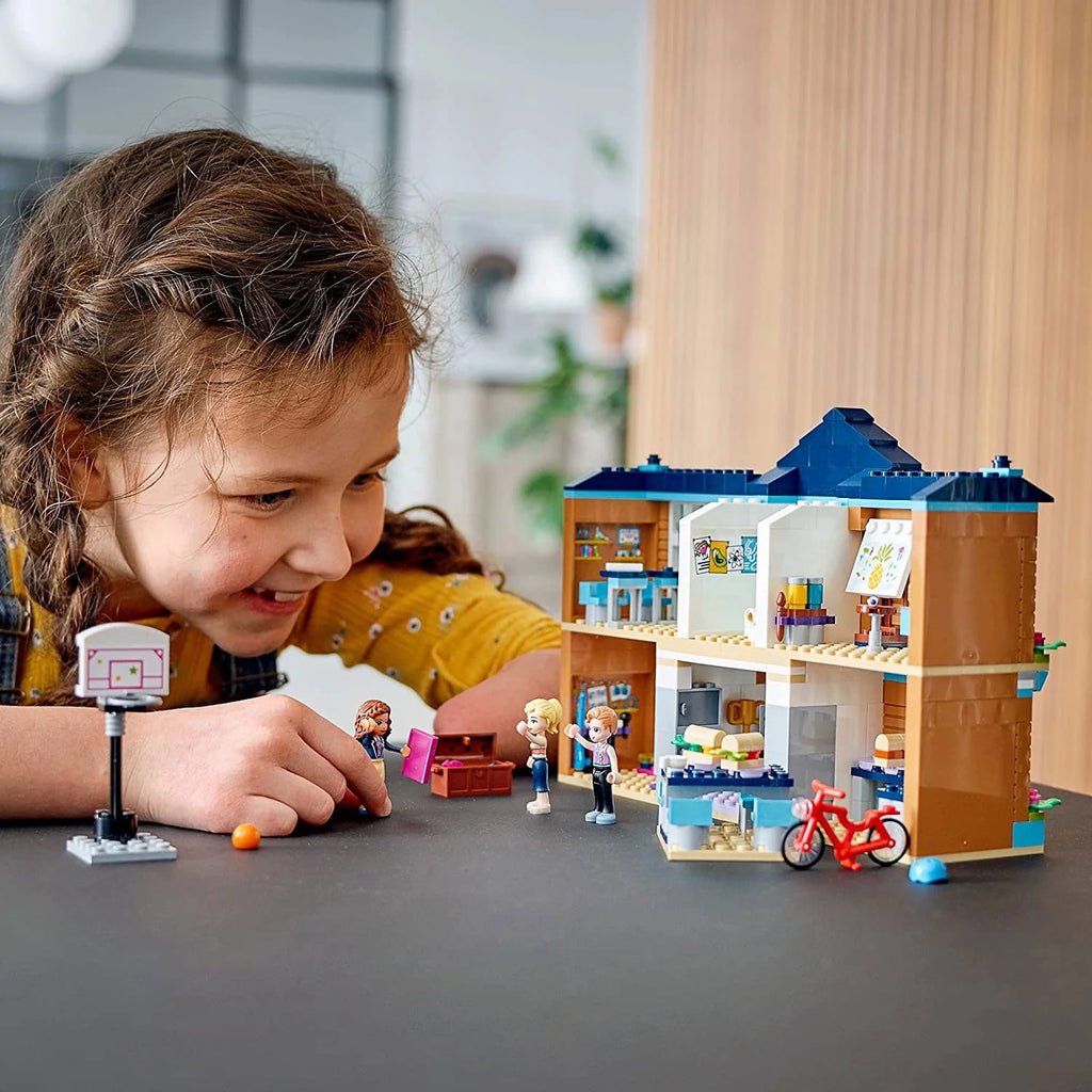 LEGO Friends Building Toy (605 Pieces) Q897