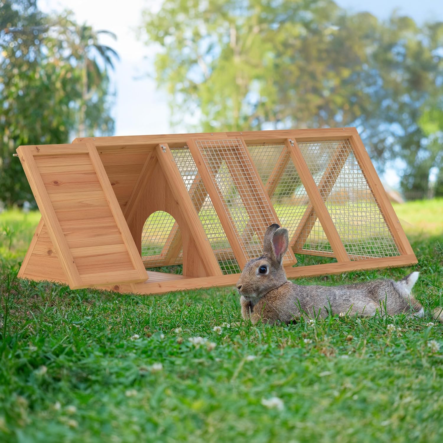Wooden Triangle Quail Hutch with Ventilating Wire K853