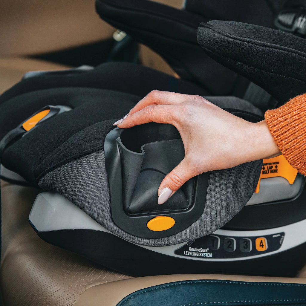 Black Harness + Booster Car Seat S30190