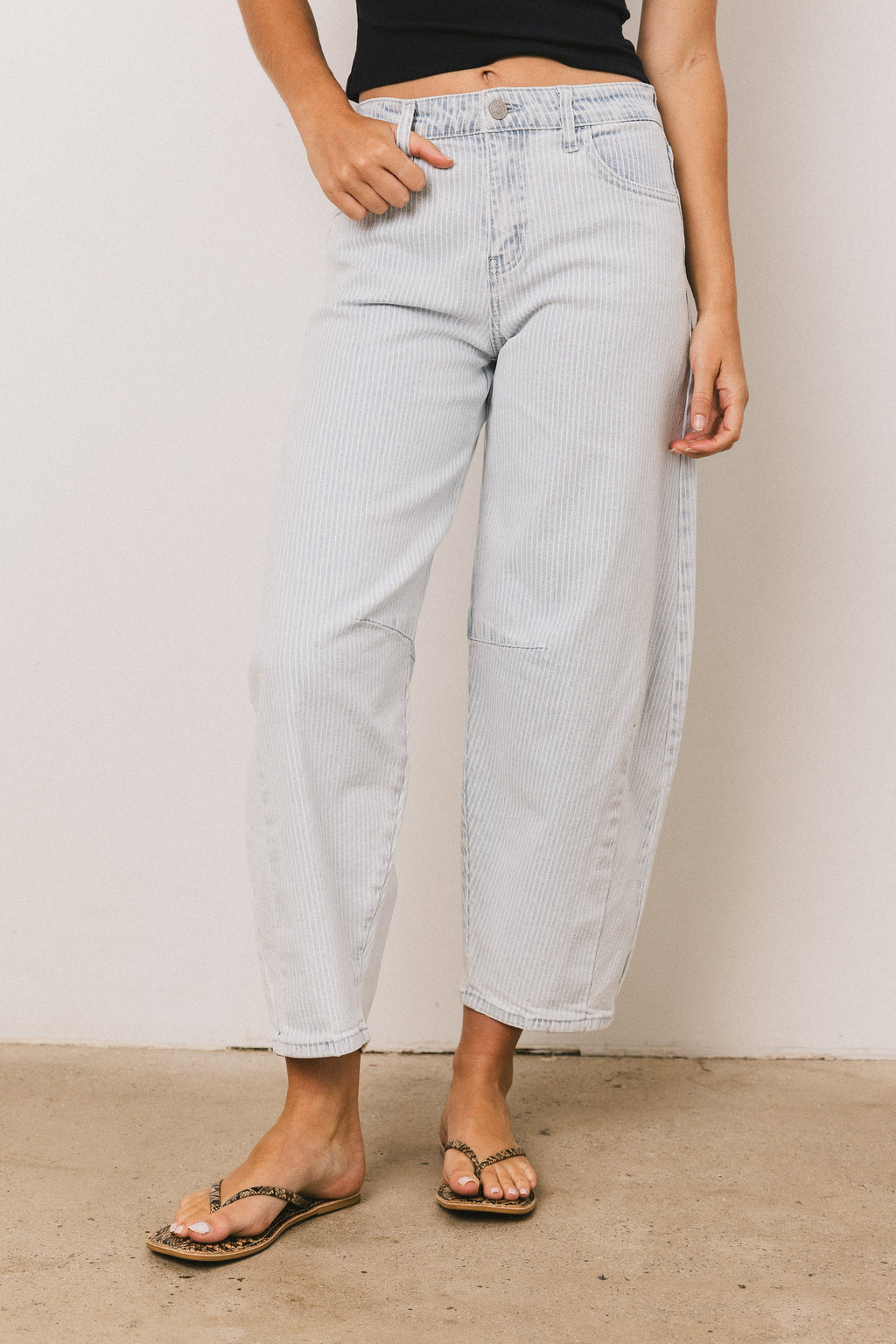 Striped Barrel Jeans C449