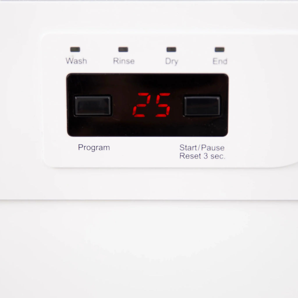 24" Front Control White Dishwasher I63946