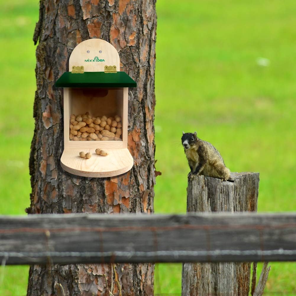 Wooden Squirrel Feeder Box with Umbrella Q158212