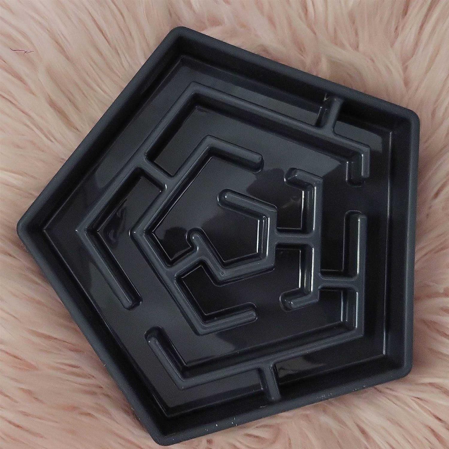 Slow Eat Maze Dog Bowl 4 Cup P87350
