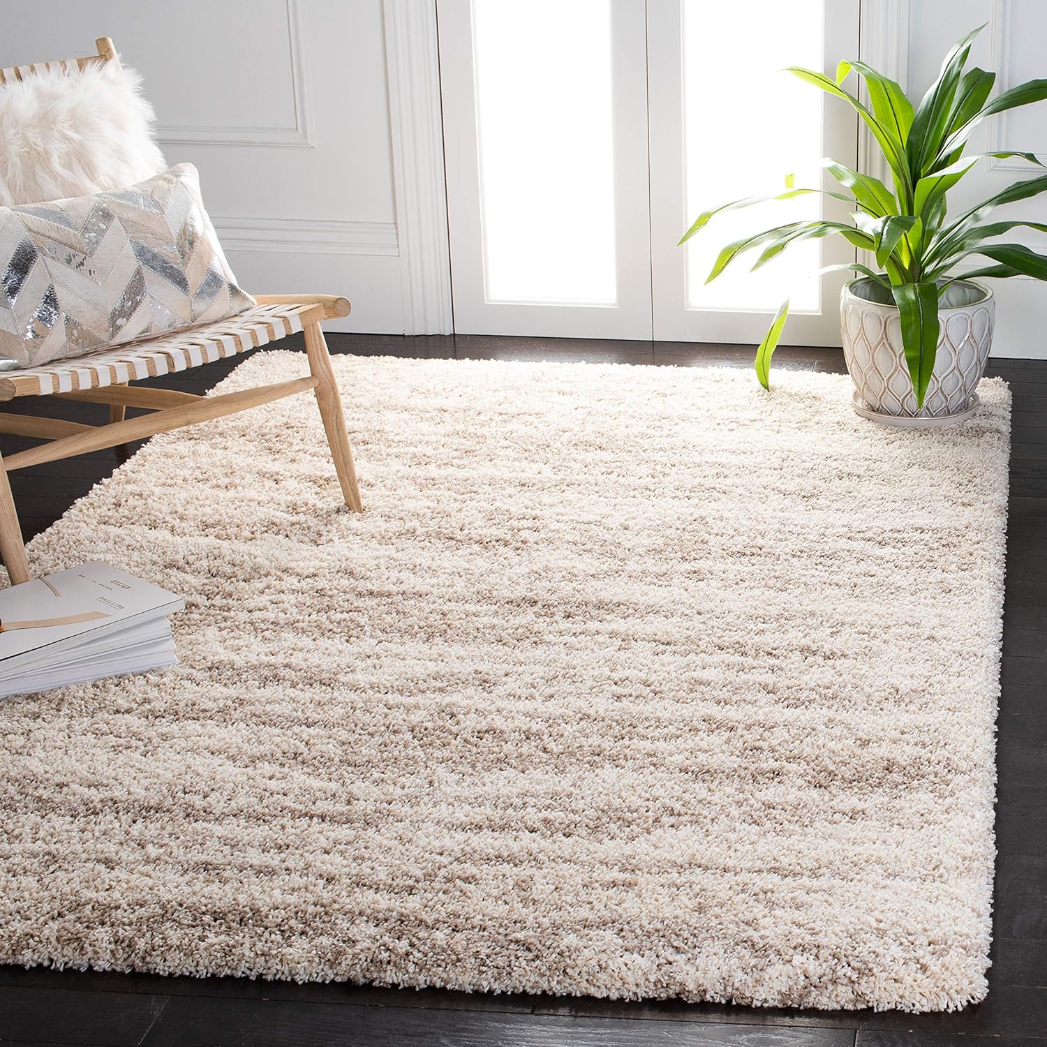 Ivory & Beige 5'3" x 7'6" Area Rug Y35235