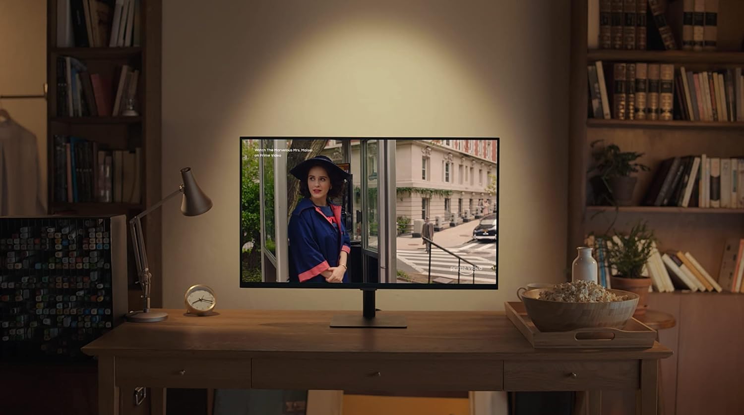 32-inch 4K UHD Smart Monitor, Black R83245