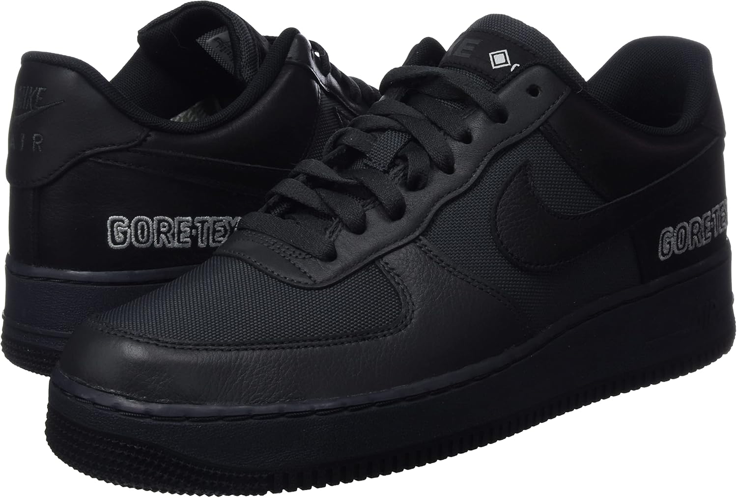 Black/Black 5.5 Big Kid Air Force 1 Sneakers M3101