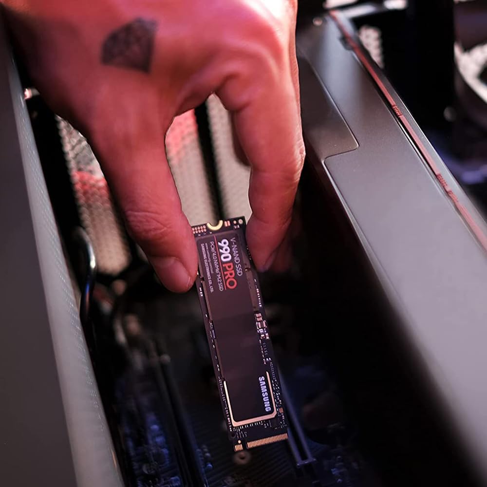 2TB PCIe 4.0 NVMe Solid State Drive E90442