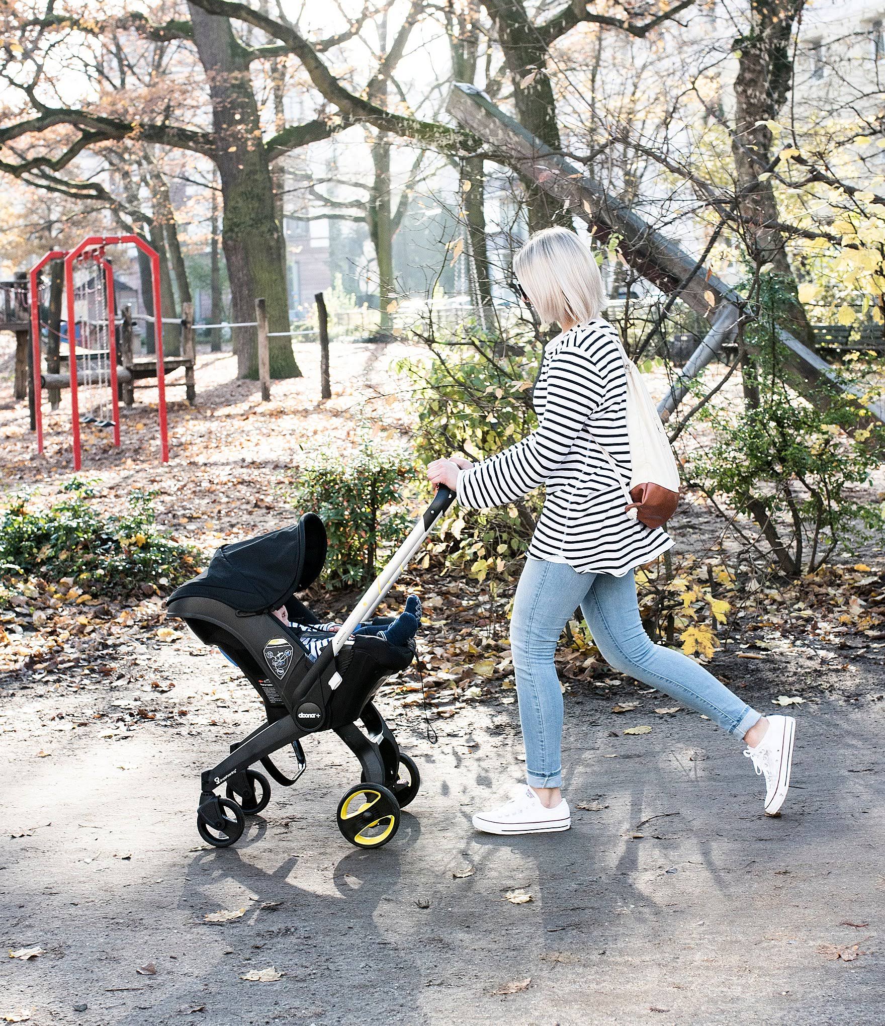 Nitro Black Infant Car Seat Stroller with Base S4936