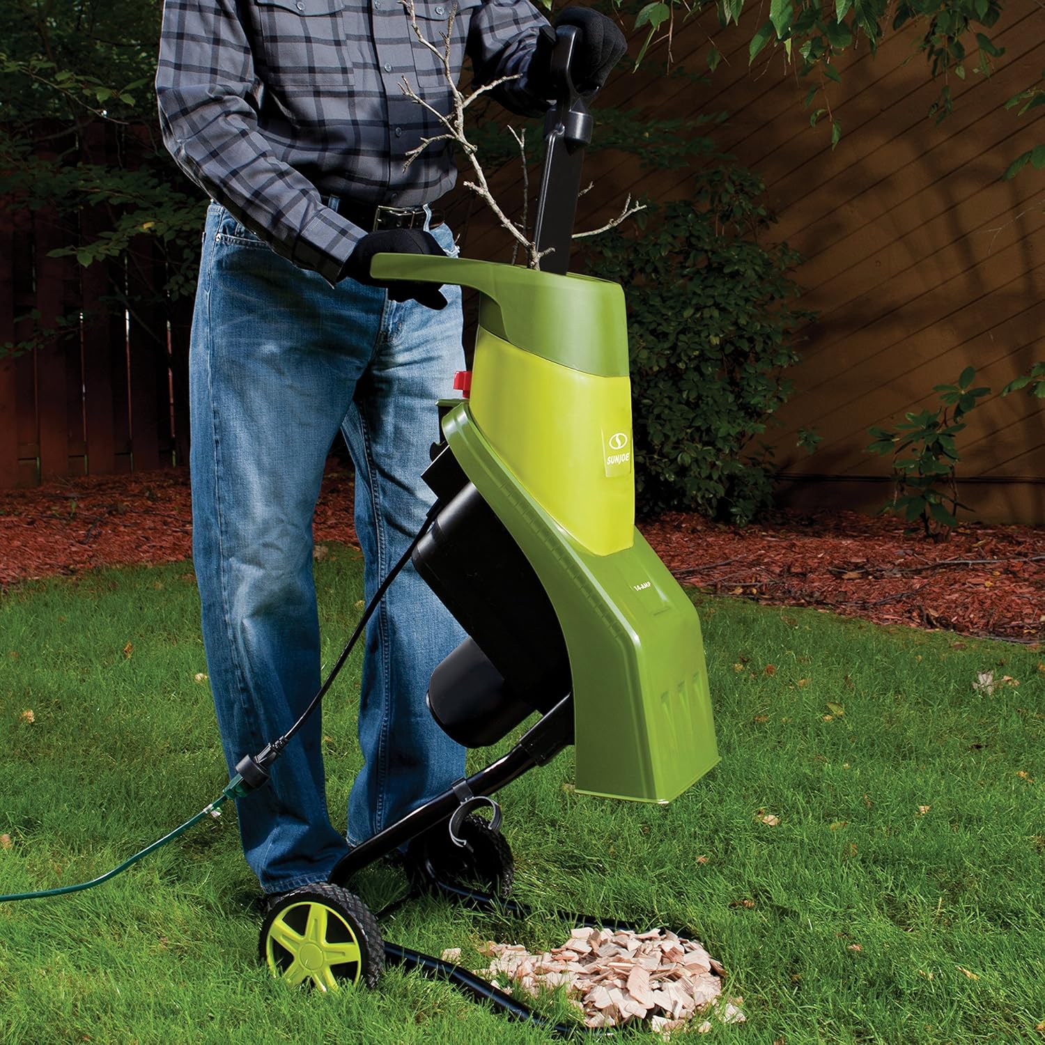 Electric Wood Chipper/Shredder, 14-Amp, 16:1 Reduction U675
