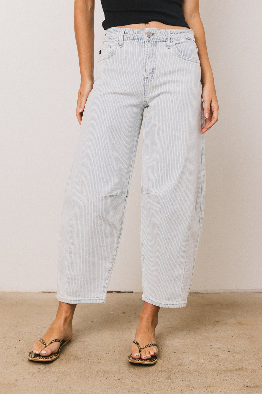 Striped Barrel Jeans C449