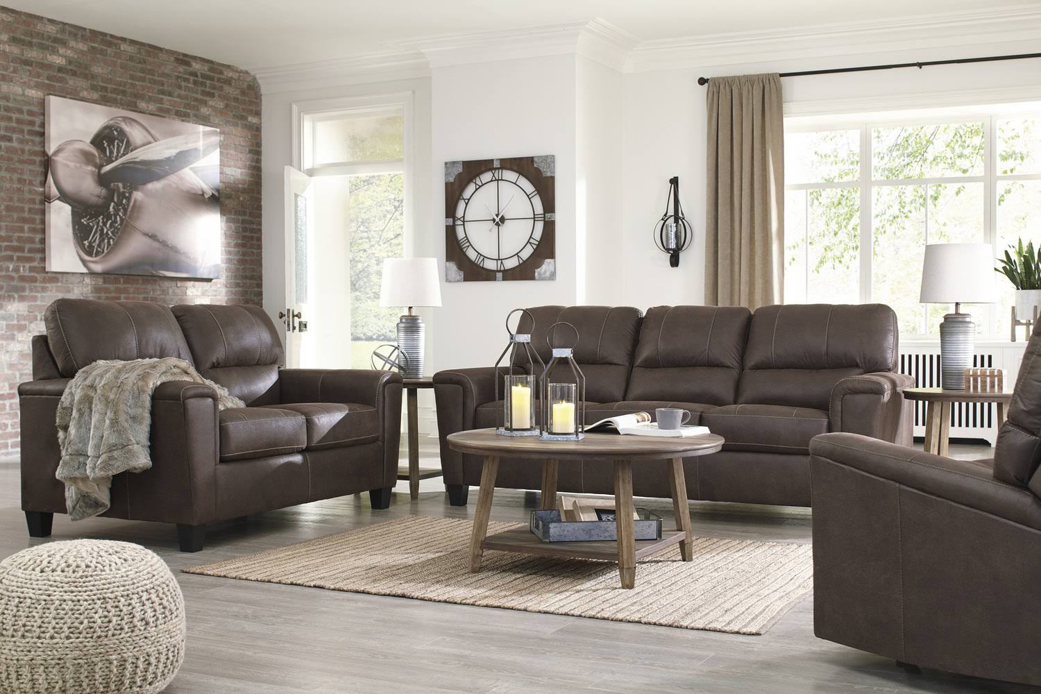 Chestnut Sofa R527