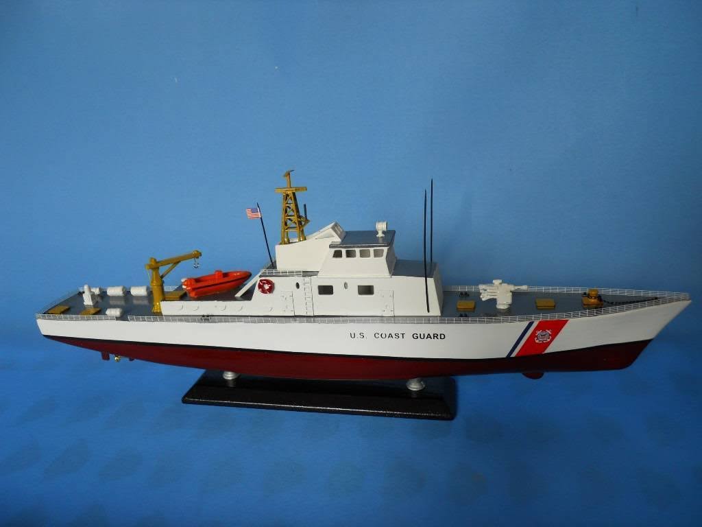 USCG Coastal Patrol Boat 18 Wooden Model Boat I13666